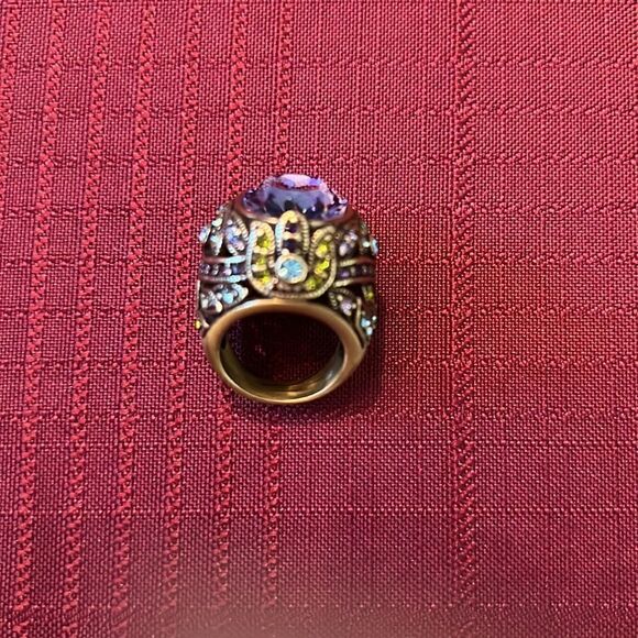 Beautiful ornate sparkly ring large purple center stone smaller blue stones EUC - Picture 6 of 11